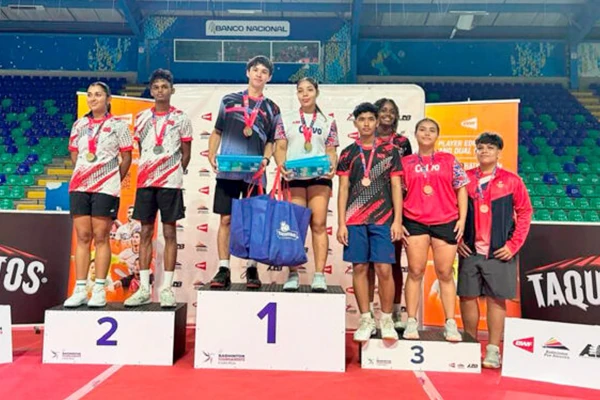 Logramos 26 medallas en el bádminton juvenil
